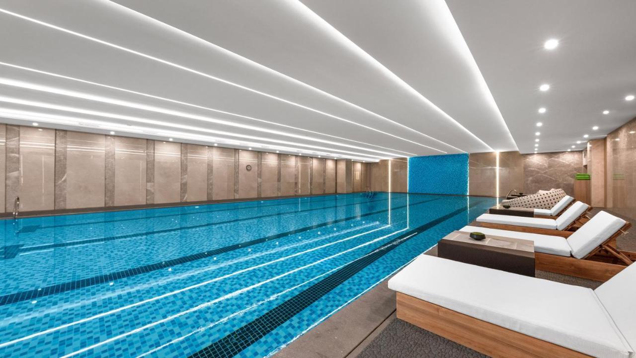 Intercontinental Wuhan By Ihg - Yangtze River View Exterior photo