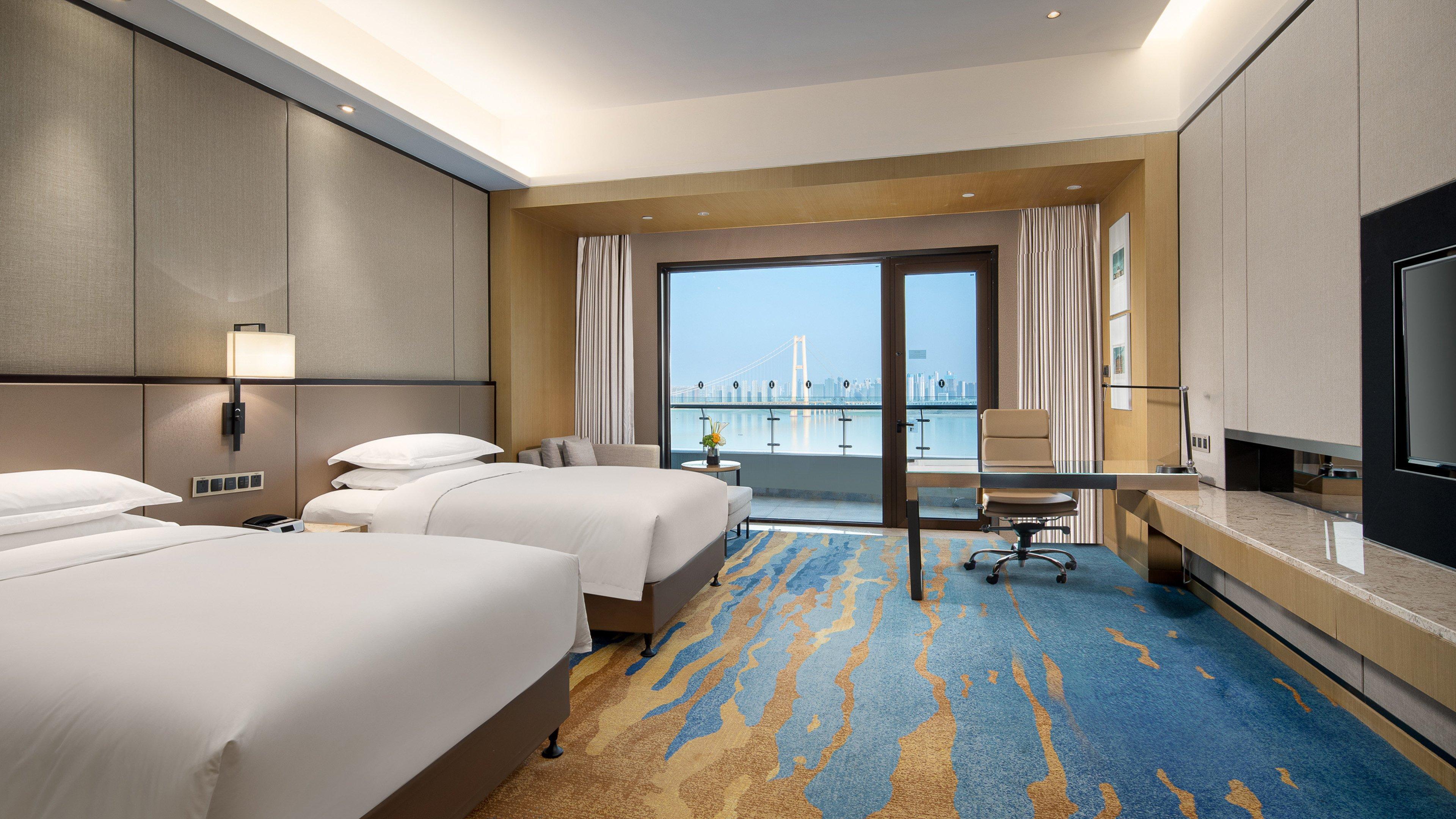 Intercontinental Wuhan By Ihg - Yangtze River View Exterior photo