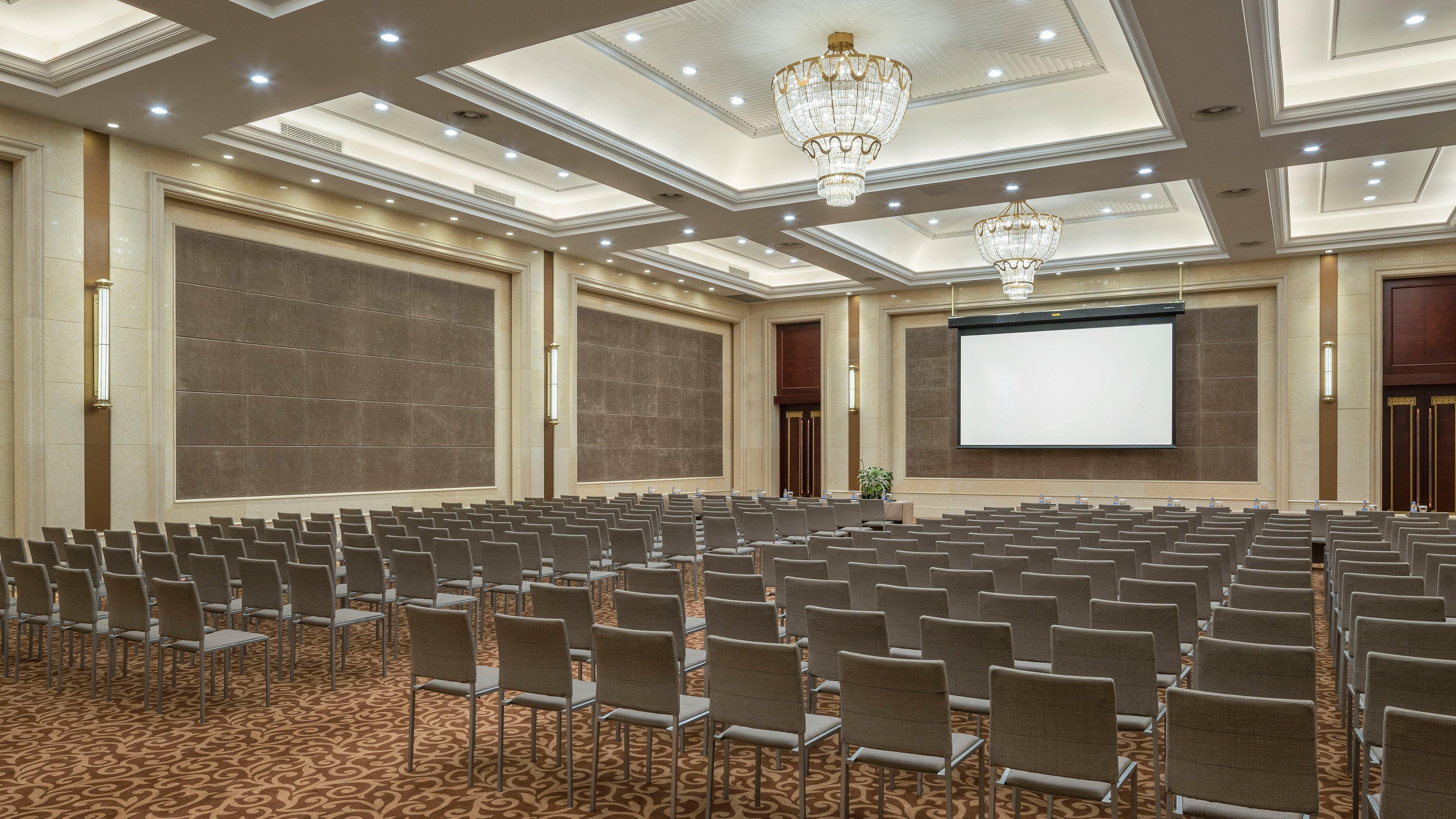 Intercontinental Wuhan By Ihg - Yangtze River View Exterior photo