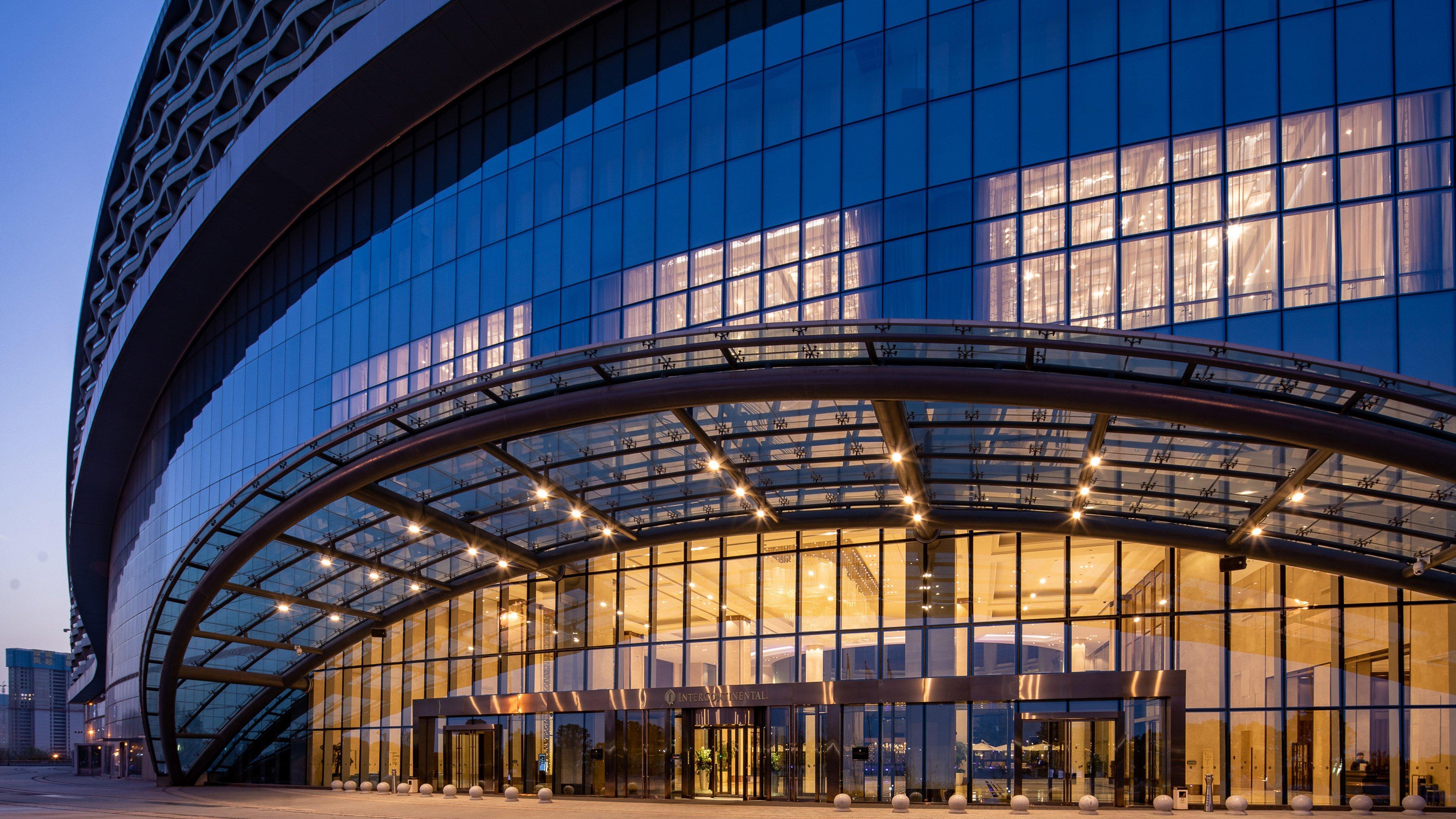 Intercontinental Wuhan By Ihg - Yangtze River View Exterior photo