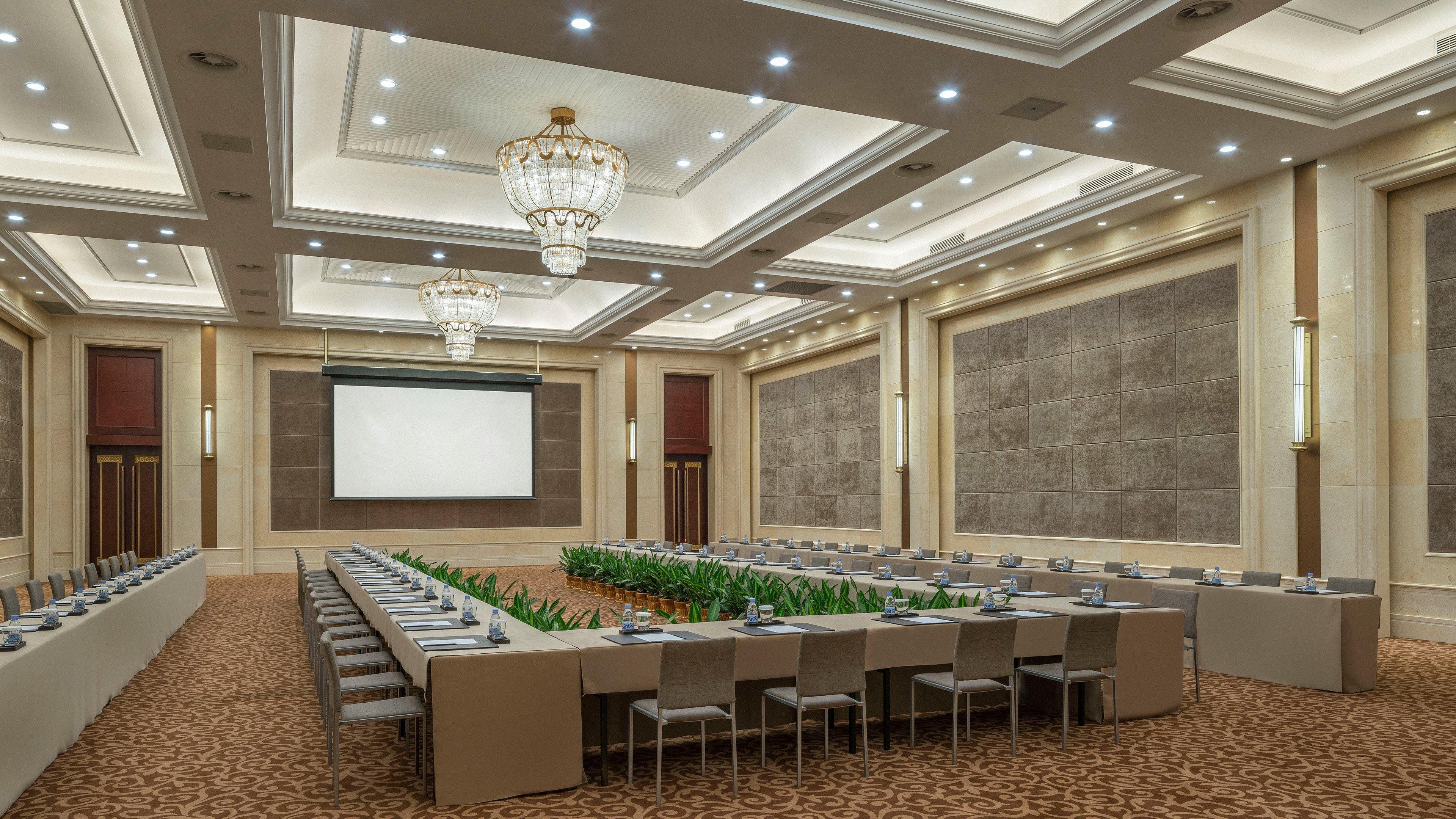 Intercontinental Wuhan By Ihg - Yangtze River View Exterior photo