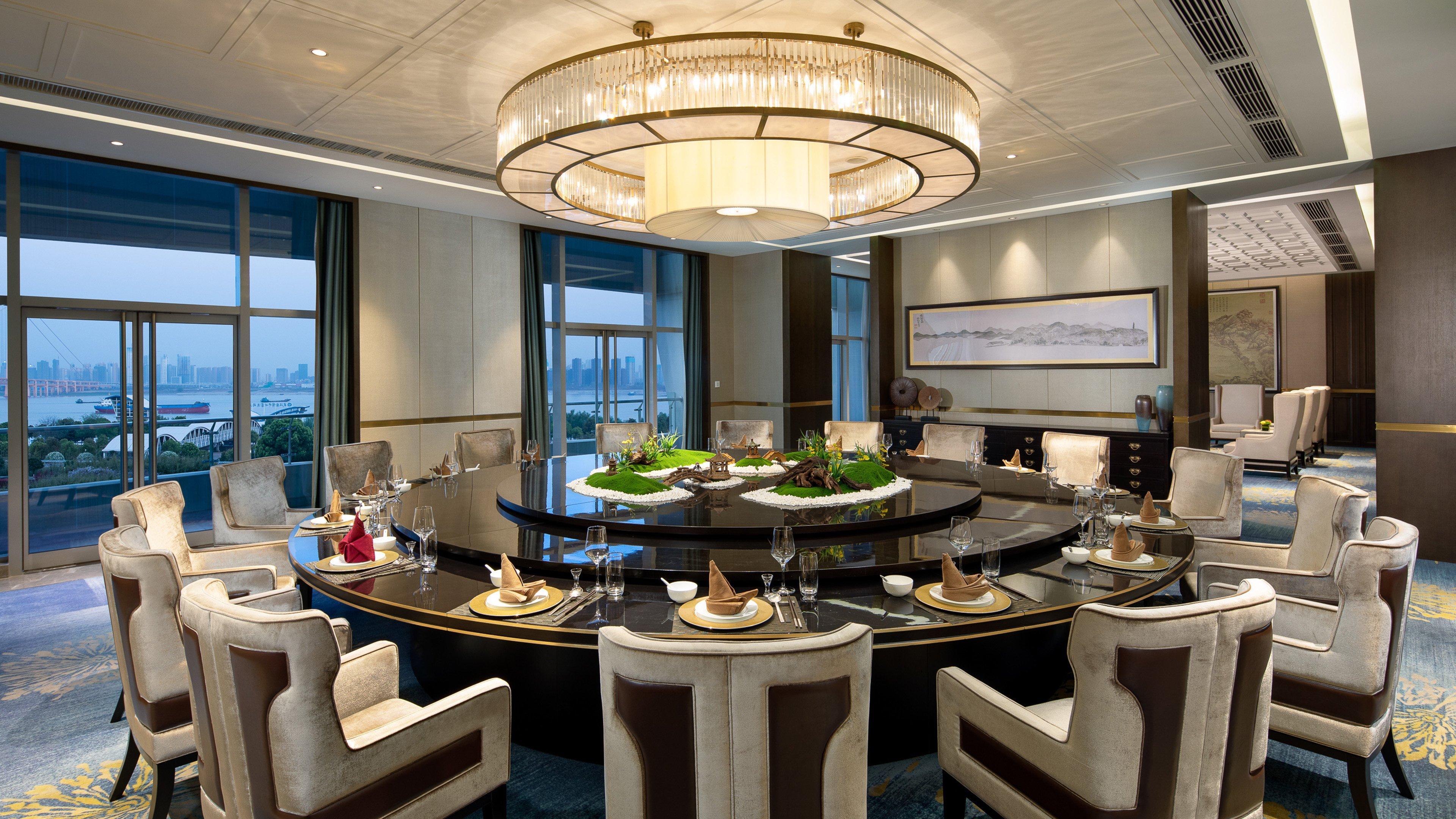 Intercontinental Wuhan By Ihg - Yangtze River View Exterior photo