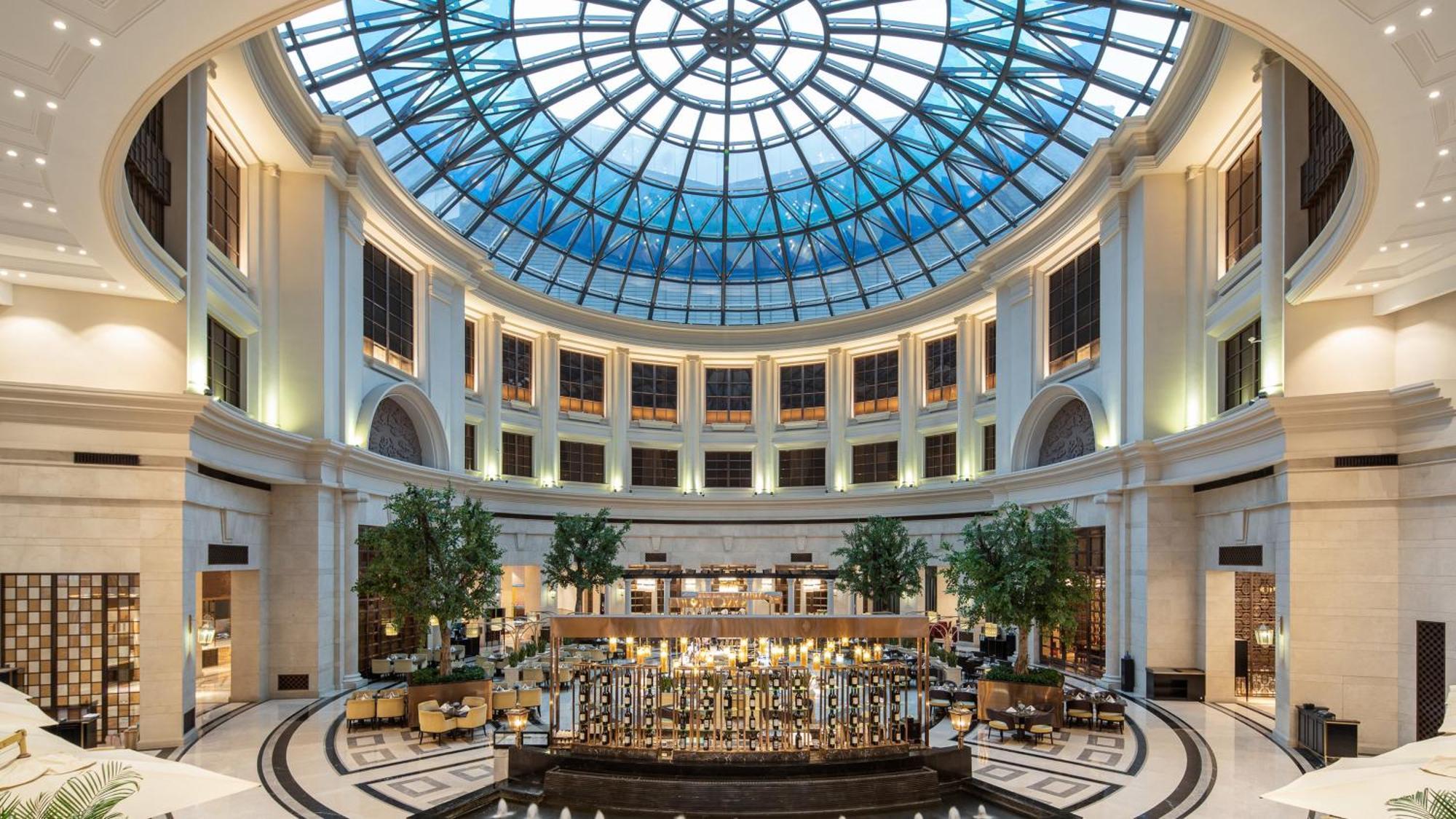 Intercontinental Wuhan By Ihg - Yangtze River View Exterior photo