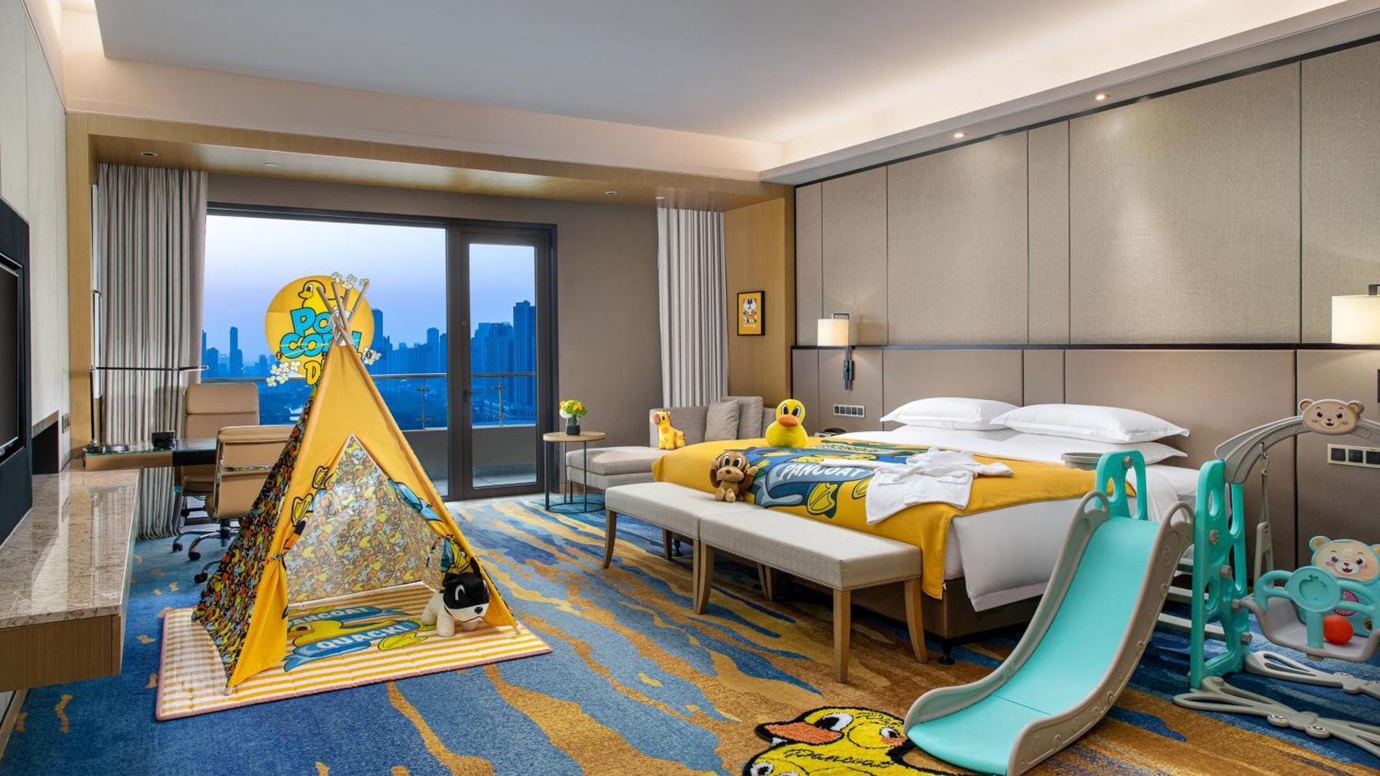 Intercontinental Wuhan By Ihg - Yangtze River View Exterior photo